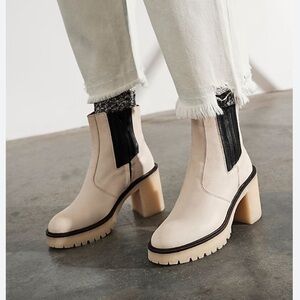 Free People James Chelsea Boots - Cream